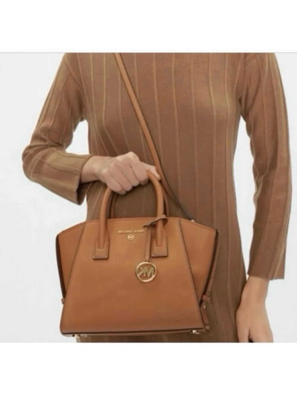 🆕- Michael Kors Logo Top Zip Satchel w/ Removable Crossbody Strap- GORGEOUS.